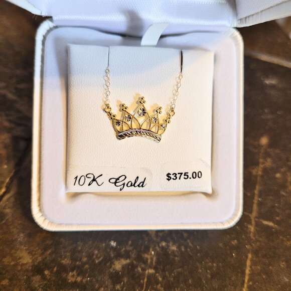 10K Yellow Gold Crown Necklace For Women Pendant Jewelry Gift - Picture 5 of 5